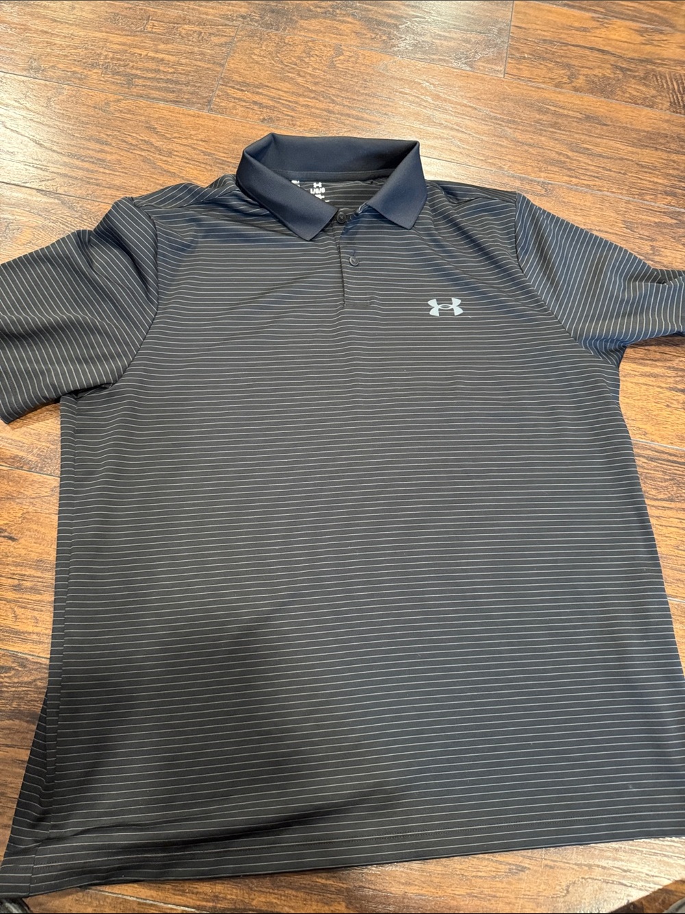 Under Armour Men’s Black and gray Pinstripe Polo